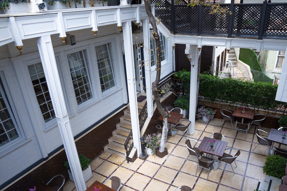 Avicenna Hotel - Special Class — Hotel building in Istanbul, Istanbul
