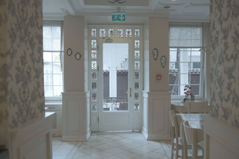 Avicenna Hotel - Special Class — Restaurant & bars in Istanbul, Istanbul