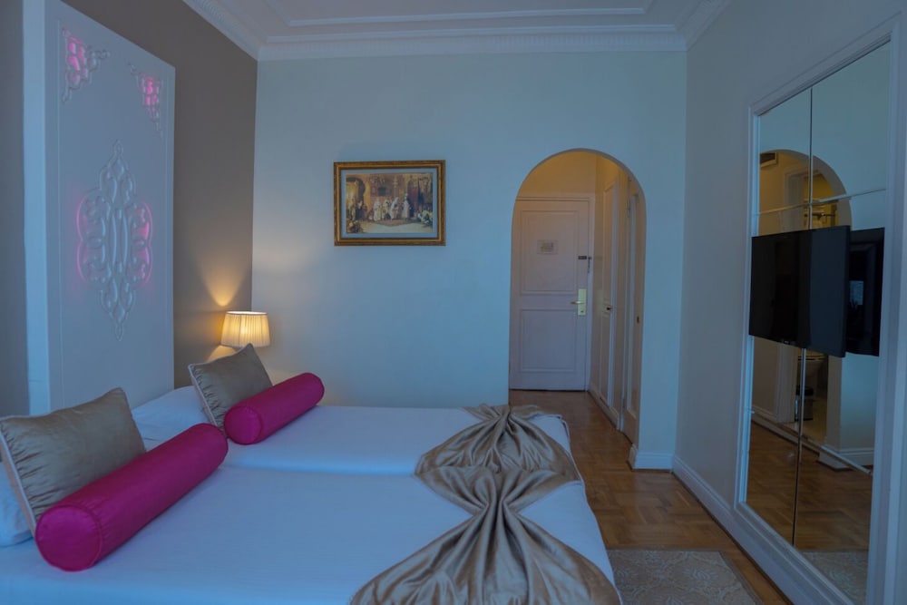 Avicenna Hotel - Special Class — Hotel rooms in Istanbul, Istanbul