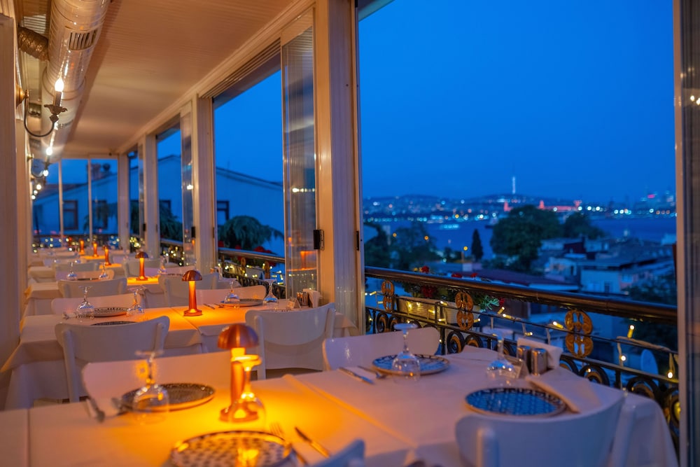 Avicenna Hotel - Special Class — Restaurant & bars in Istanbul, Istanbul