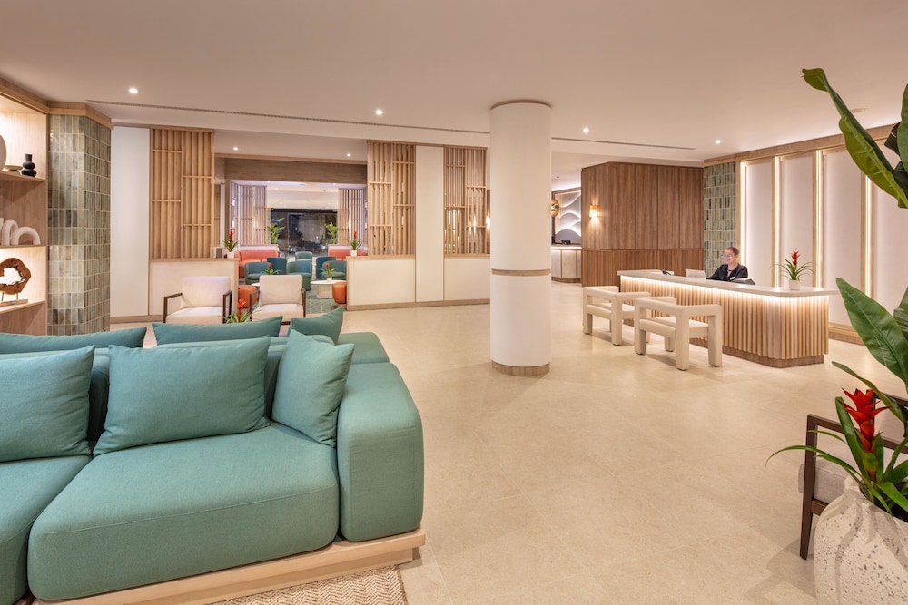 Hotel Princess Taurito - All Inclusive — Hotel building in Taurito, Canary Islands