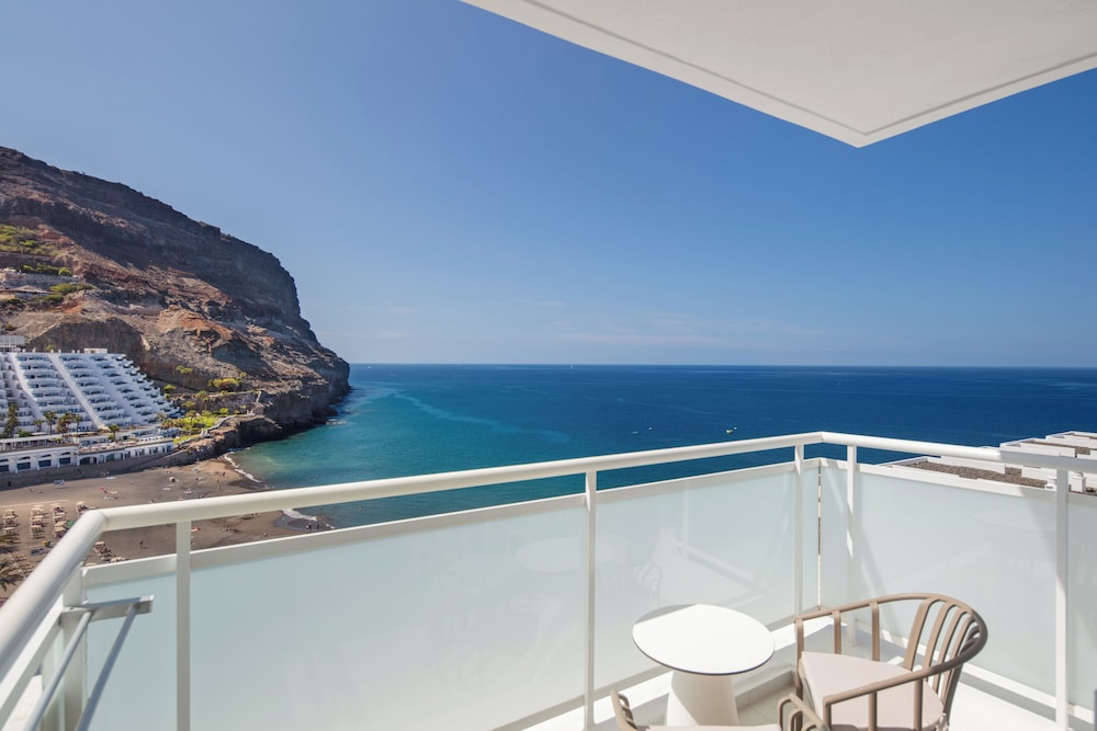Hotel Princess Taurito - All Inclusive — Hotel rooms in Taurito, Canary Islands
