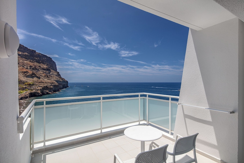 Hotel Princess Taurito - All Inclusive — Hotel rooms in Taurito, Canary Islands