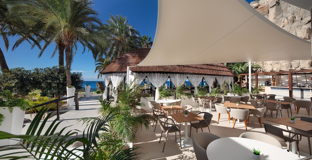 Hotel Princess Taurito - All Inclusive — Restaurant & bars in Taurito, Canary Islands