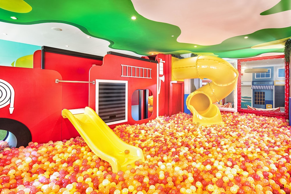 Hotel Princess Taurito - All Inclusive — Attractions for children in Taurito, Canary Islands