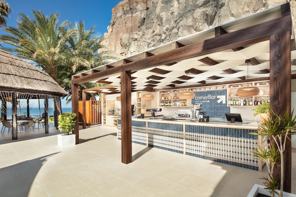 Hotel Princess Taurito - All Inclusive — Restaurant & bars in Taurito, Canary Islands