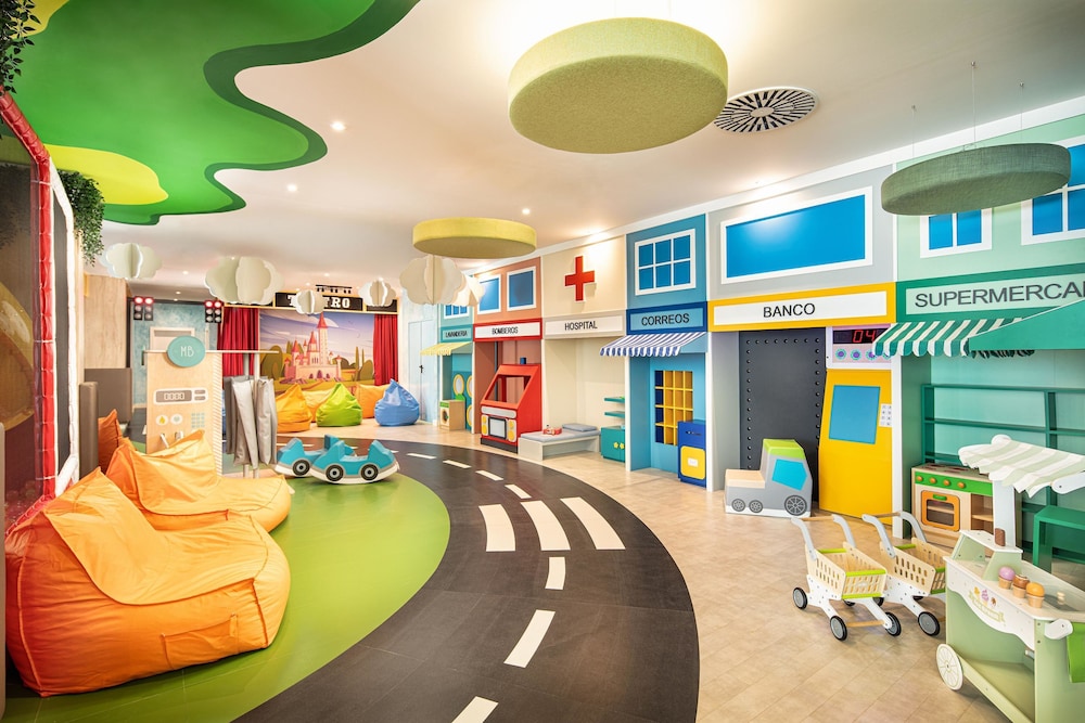 Hotel Princess Taurito - All Inclusive — Attractions for children in Taurito, Canary Islands