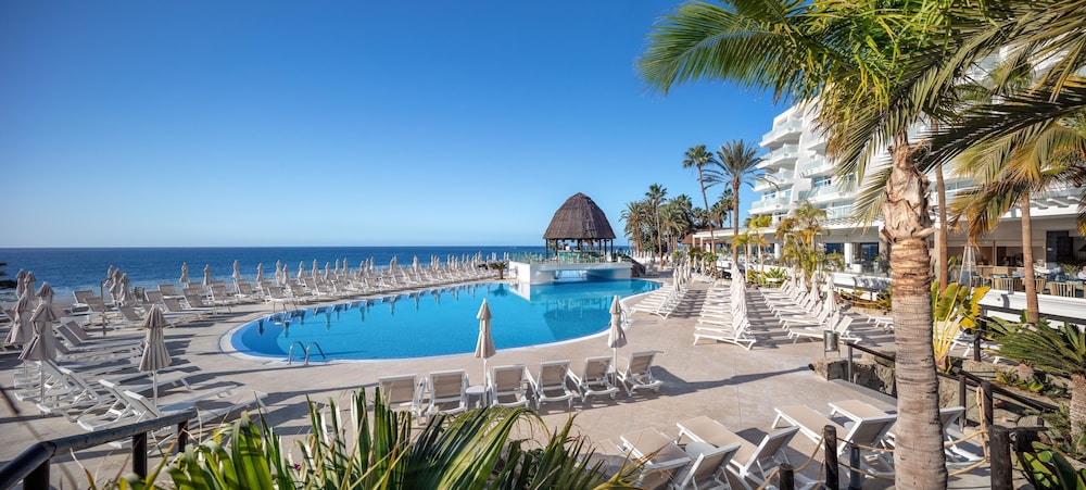 Hotel Princess Taurito - All Inclusive — Swimming pool in Taurito, Canary Islands