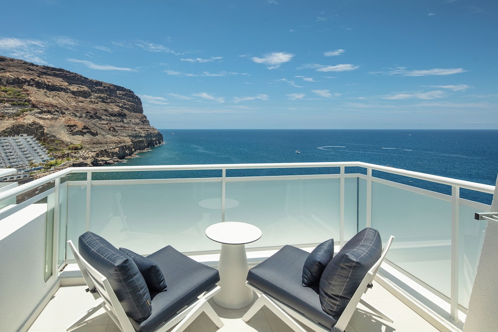 Hotel Princess Taurito - All Inclusive — Hotel rooms in Taurito, Canary Islands
