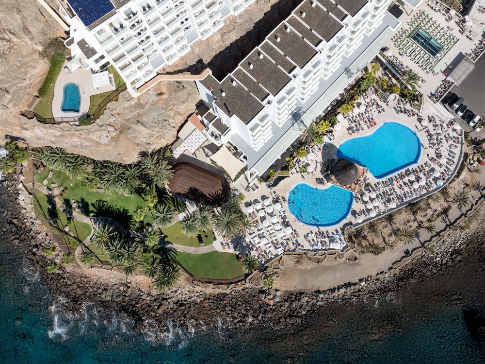 Hotel Princess Taurito - All Inclusive — Swimming pool in Taurito, Canary Islands