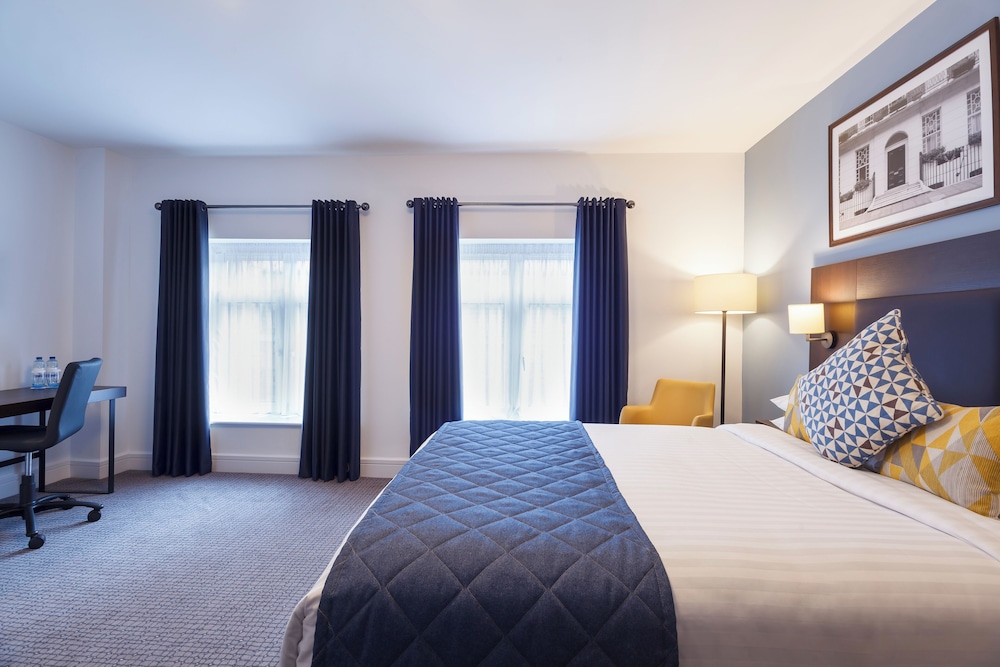 Temple Bar Hotel Dublin by The Unlimited Collection — Hotel rooms in Dublin, Dublin City