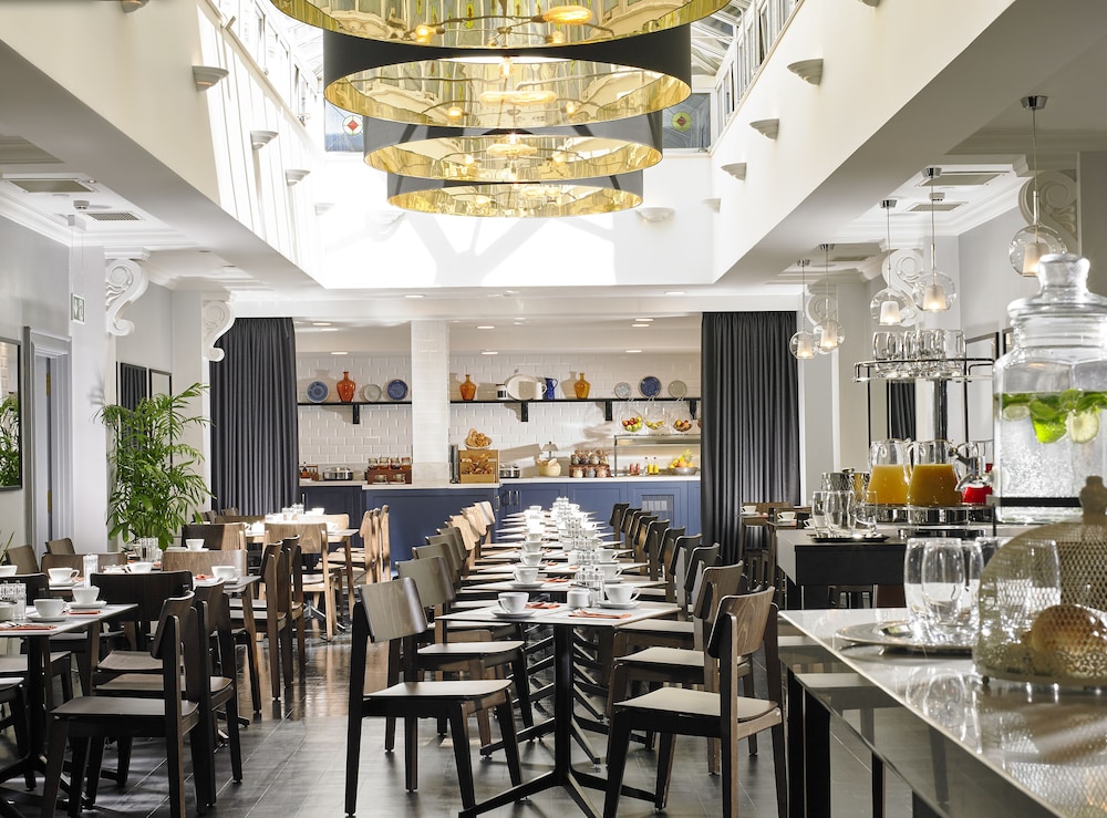 Temple Bar Hotel Dublin by The Unlimited Collection — Restaurant & bars in Dublin, Dublin City