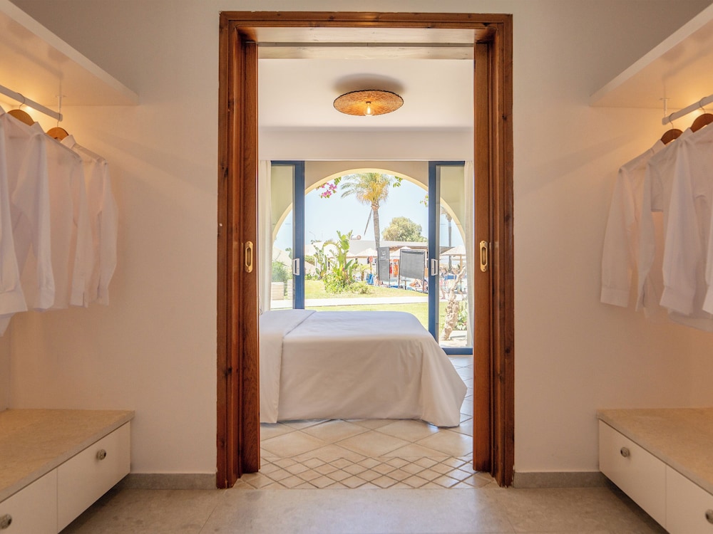 Grecotel Casa Paradiso — Hotel rooms in Marmari (Kos), South Aegean