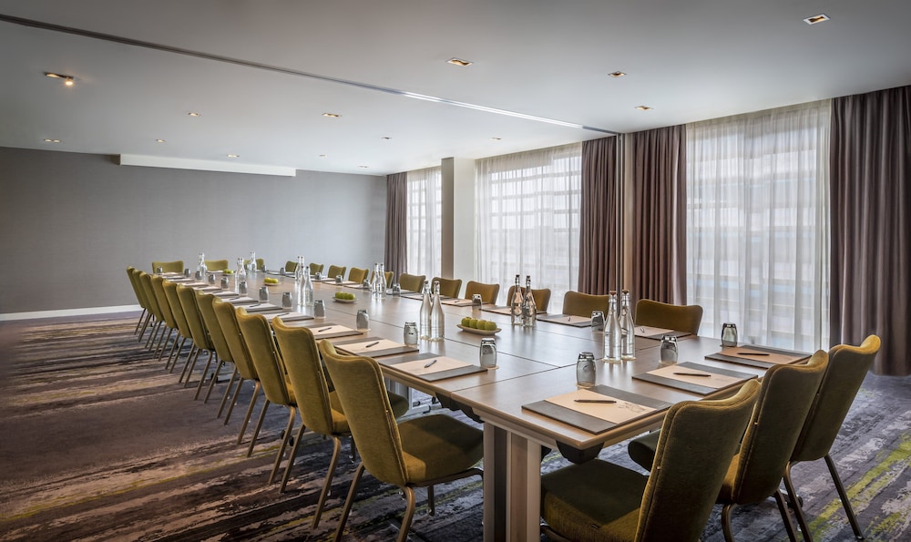 The Gibson Hotel Dublin City — Restaurant & bars in Dublin, Dublin City