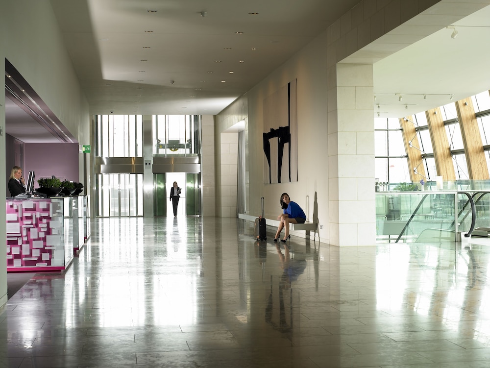 The Gibson Hotel Dublin City — Hotel building in Dublin, Dublin City