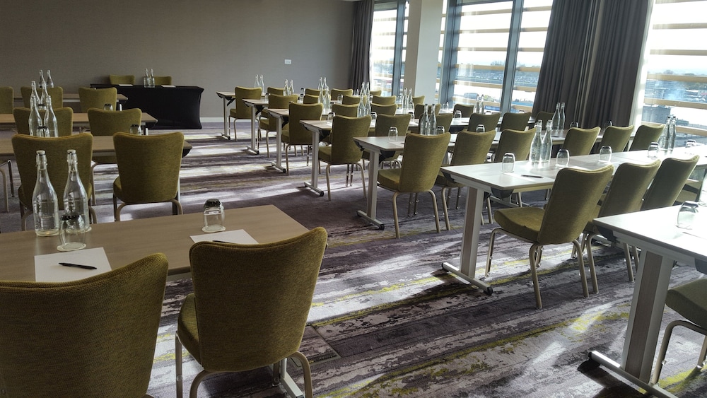 The Gibson Hotel Dublin City — Restaurant & bars in Dublin, Dublin City