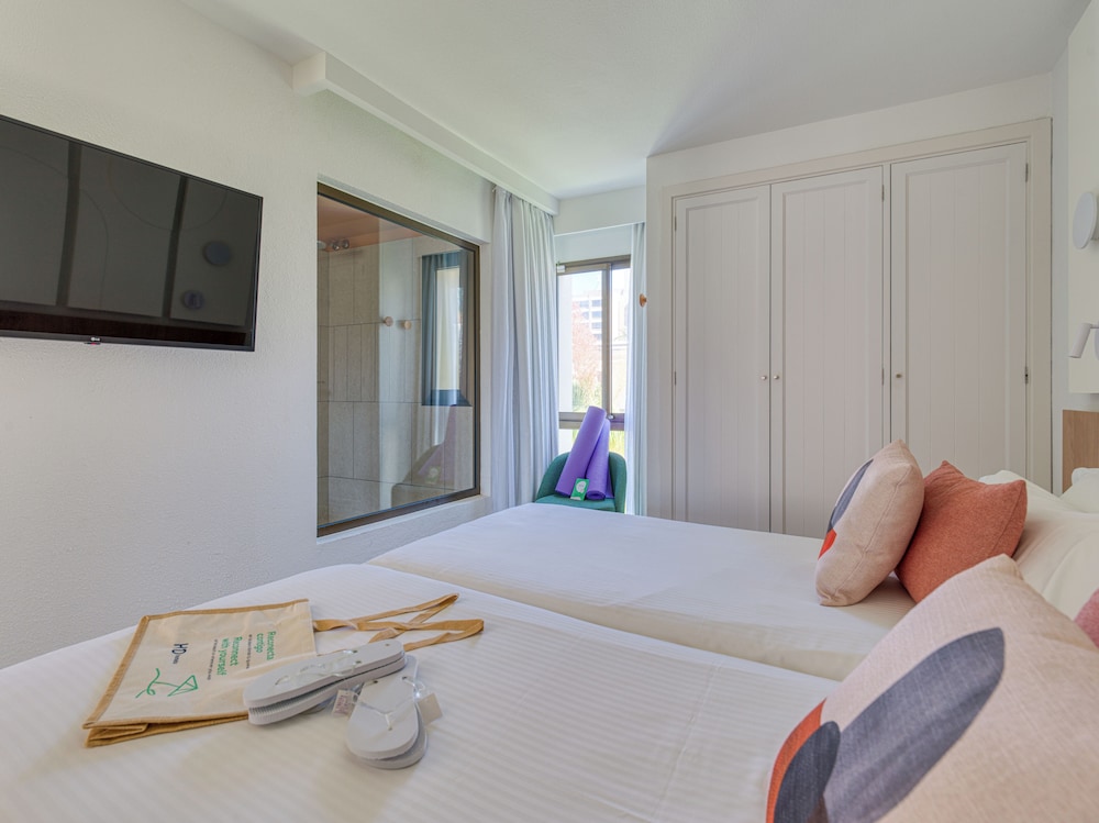 HD Parque Cristóbal Gran Canaria — Hotel rooms in Playa del Ingles, Canary Islands