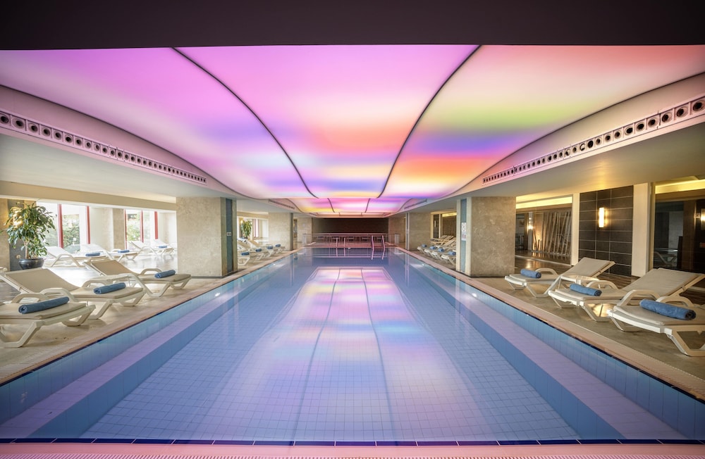 Hotel Kaya Belek - All Inclusive — Pool in Belek