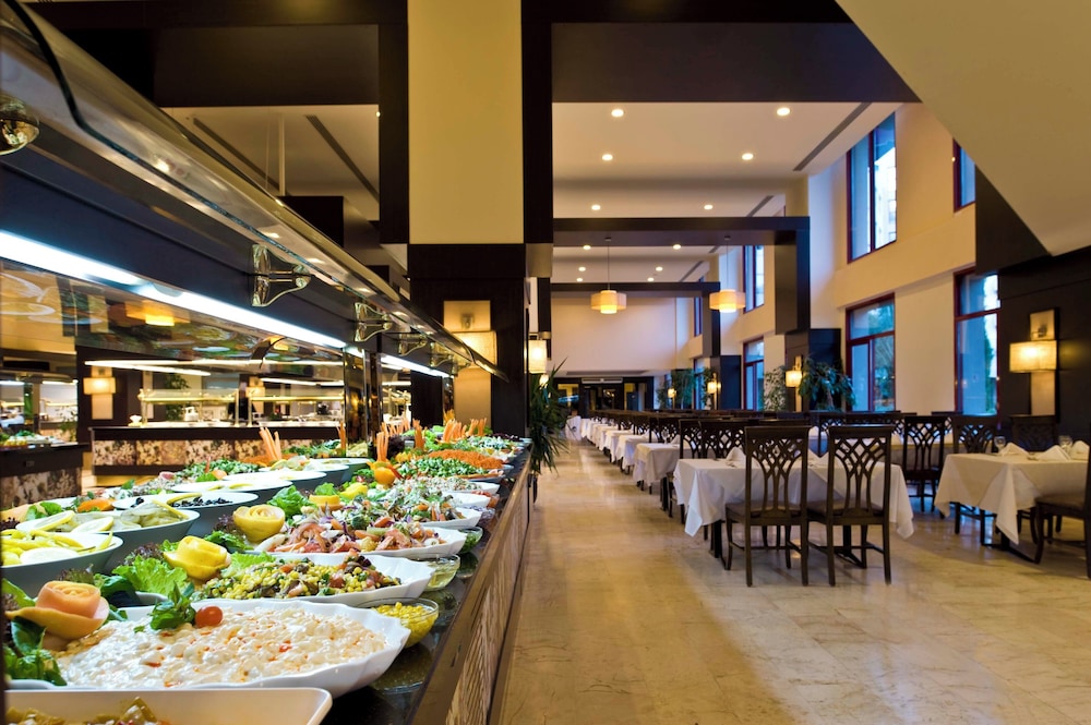 Hotel Kaya Belek - All Inclusive — Restaurant in Belek