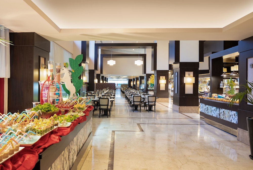 Hotel Kaya Belek - All Inclusive — Restaurant in Belek