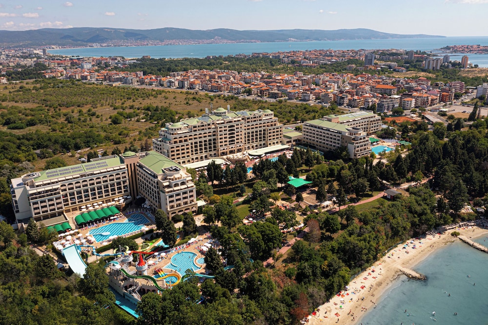 Sol Nessebar Bay - All Inclusive — Hotel building in Nessebar, Burgas Region