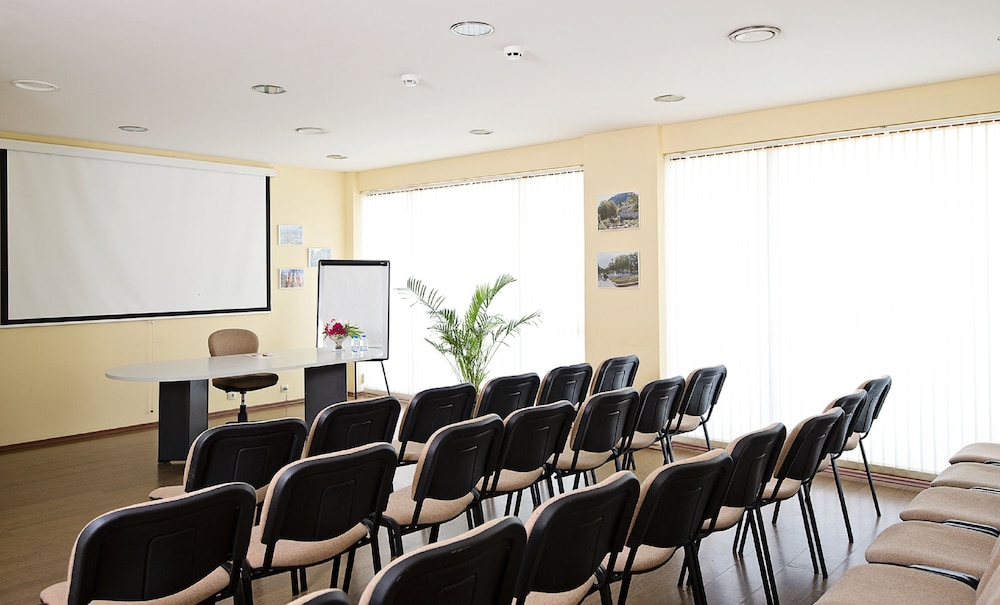 Sol Nessebar Bay - All Inclusive — Hotel building in Nessebar, Burgas Region