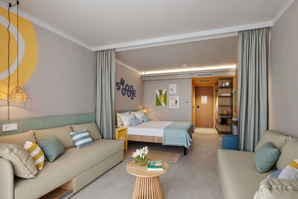 Sunny Poreč by Valamar — Hotel rooms in Poreč, Istria