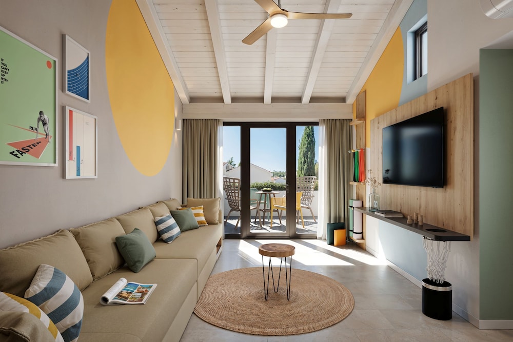 Sunny Poreč by Valamar — Hotel rooms in Poreč, Istria