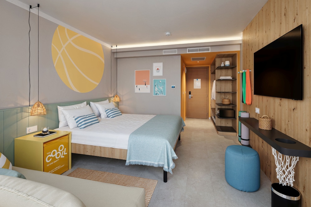 Sunny Poreč by Valamar — Hotel rooms in Poreč, Istria