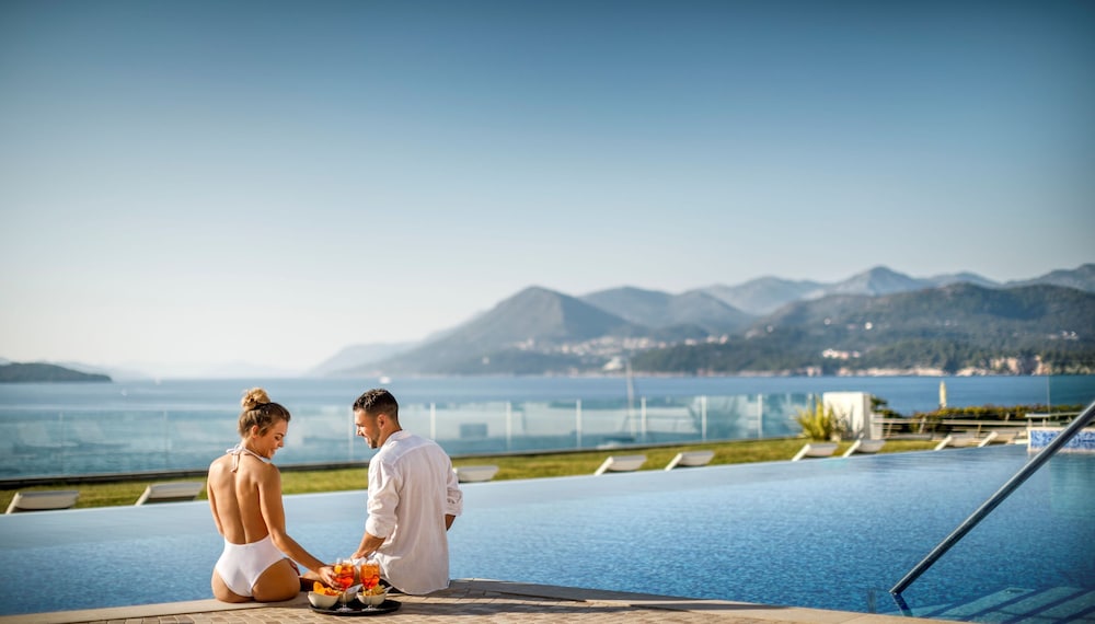 President Hotel, Valamar Collection — Swimming pool in Dubrovnik, Dubrovnik-Neretva