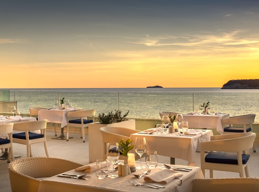 President Hotel, Valamar Collection — Restaurant & bars in Dubrovnik, Dubrovnik-Neretva