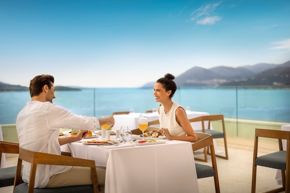 President Hotel, Valamar Collection — Restaurant & bars in Dubrovnik, Dubrovnik-Neretva