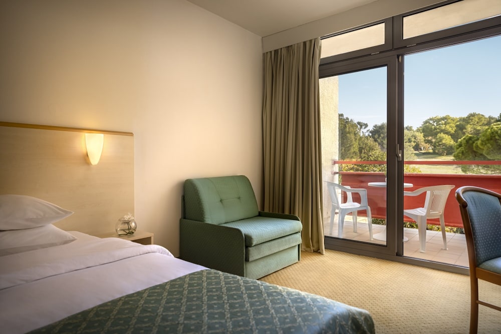 Rubin Sunny Hotel — Hotel rooms in Poreč, Istria