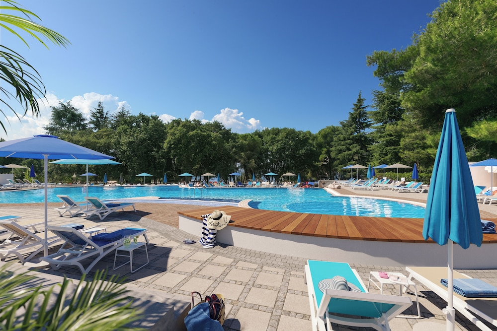 Rubin Sunny Hotel — Swimming pool in Poreč, Istria