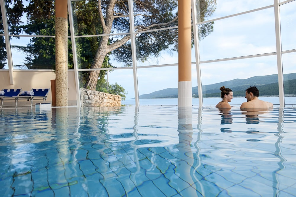 Hotel & Casa Valamar Sanfior — Swimming pool in Labin, Istria