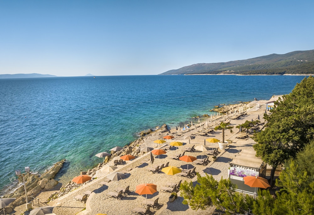 Hotel & Casa Valamar Sanfior — Beach in Labin, Istria