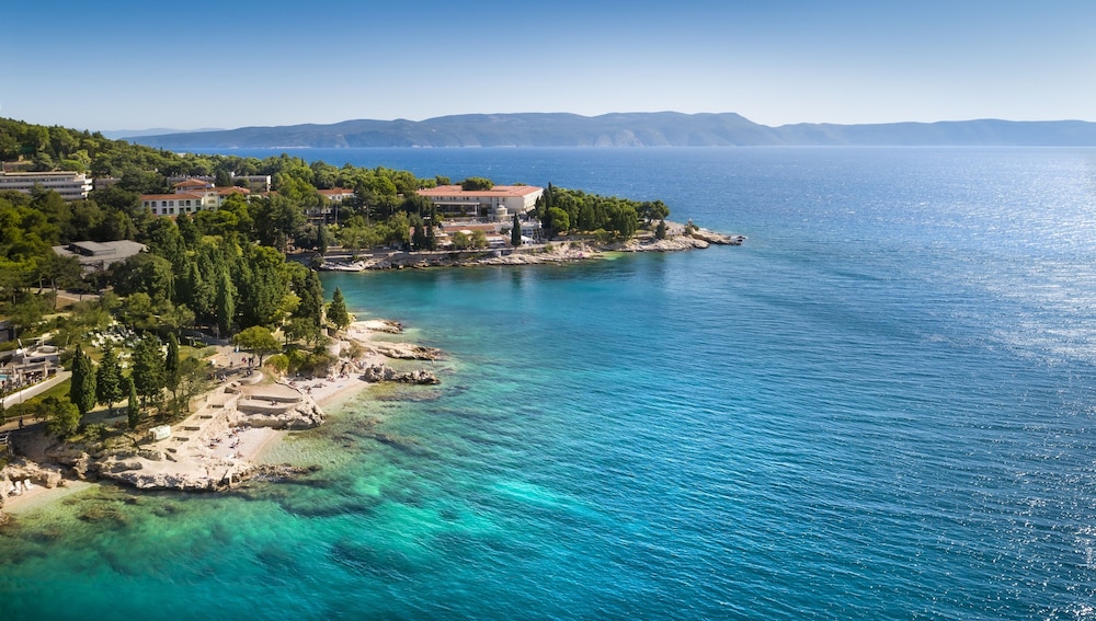 Hotel & Casa Valamar Sanfior — Beach in Labin, Istria