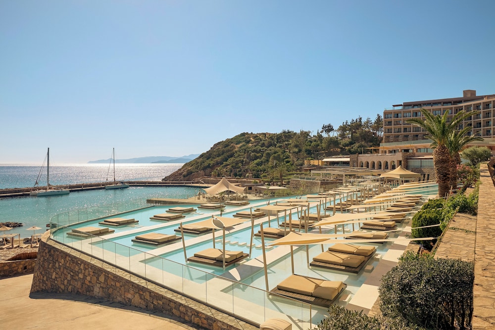 Zeus Eleva Mirabello Bay — Swimming pool in Elounda
