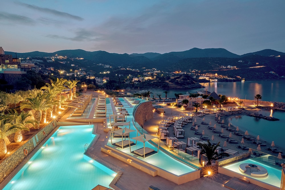 Zeus Eleva Mirabello Bay — Swimming pool in Elounda