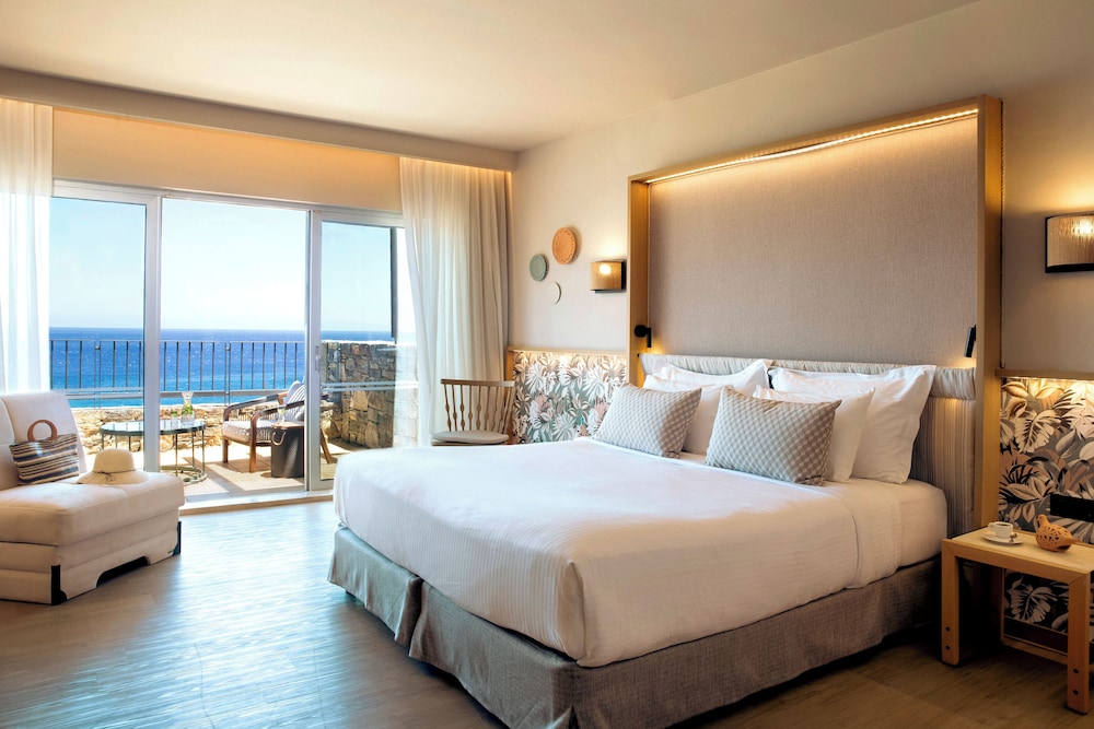 Zeus Eleva Mirabello Bay — Hotel rooms in Elounda