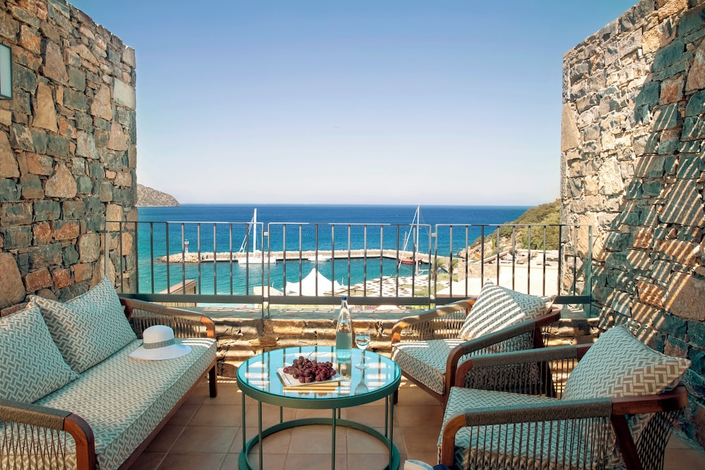 Zeus Eleva Mirabello Bay — Hotel rooms in Elounda