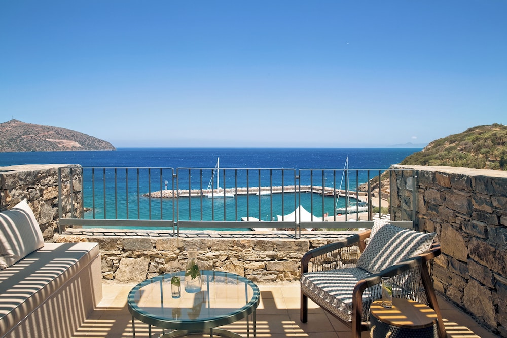 Zeus Eleva Mirabello Bay — Hotel rooms in Elounda