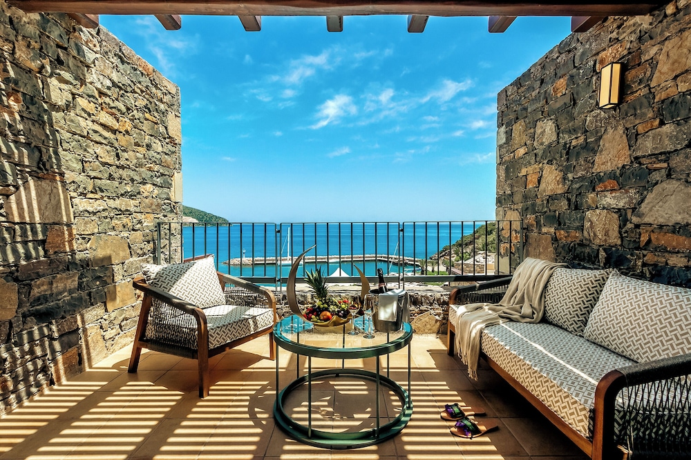 Zeus Eleva Mirabello Bay — Hotel rooms in Elounda