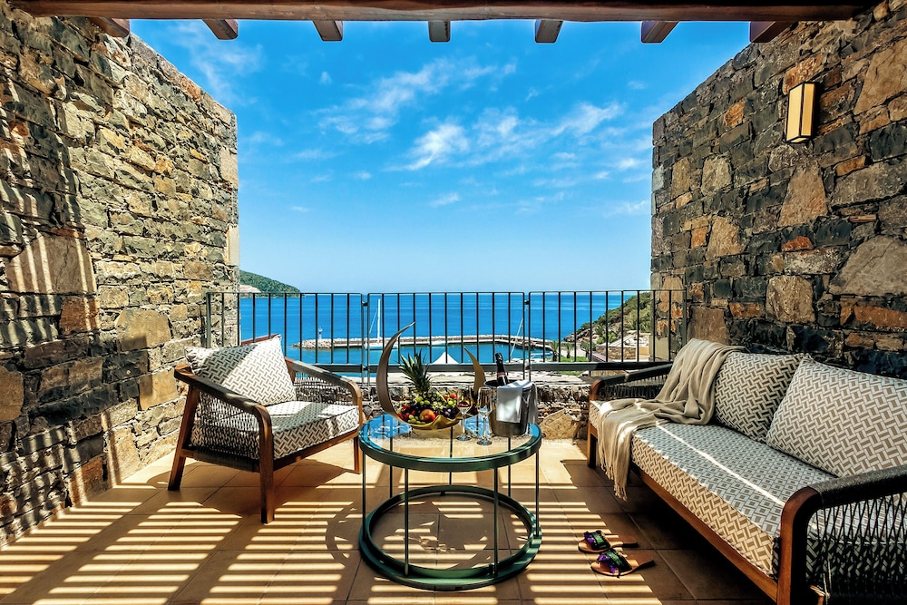 Zeus Eleva Mirabello Bay — Hotel rooms in Elounda