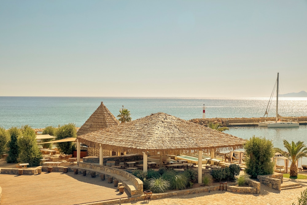 Zeus Eleva Mirabello Bay — Restaurant & bars in Elounda