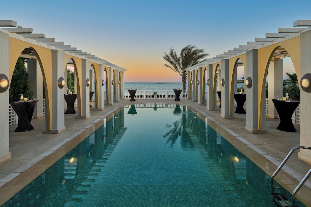 Sheraton Miramar Resort El Gouna — Swimming pool in El Gouna, Red Sea
