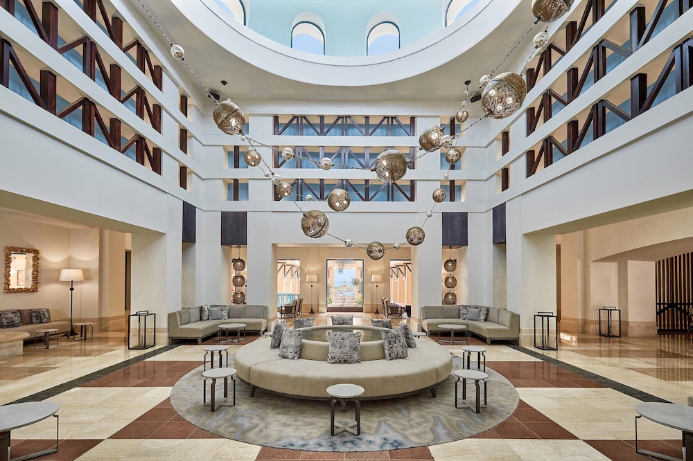 Sheraton Miramar Resort El Gouna — Hotel building in El Gouna, Red Sea