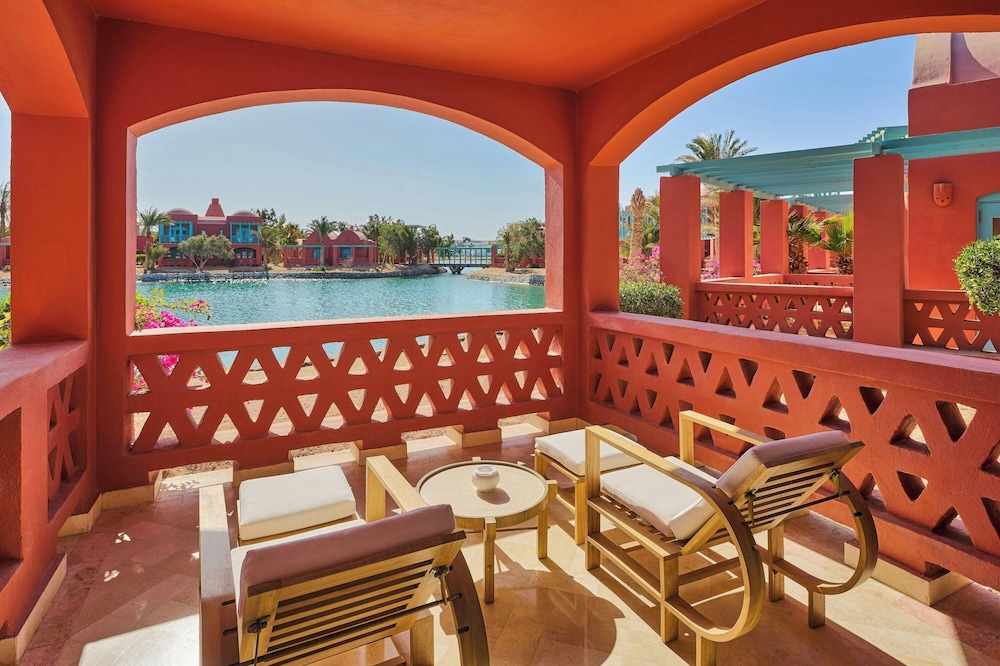 Sheraton Miramar Resort El Gouna — Hotel building in El Gouna, Red Sea