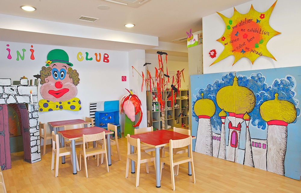 Arena Verudela Beach Apartments — Attractions for children in Pula, Istria