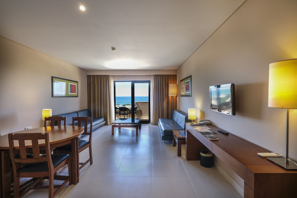Vila Gale Atlantico Resort Hotel — Hotel rooms in Albufeira, Faro